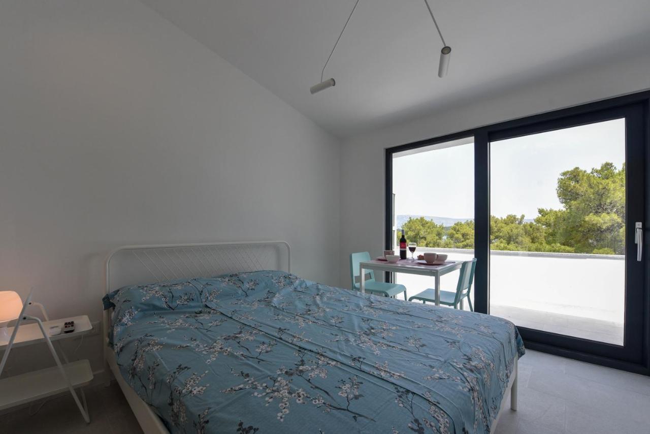 Lazaneo Seafront Apartments, เยลซา ภายนอก รูปภาพ
