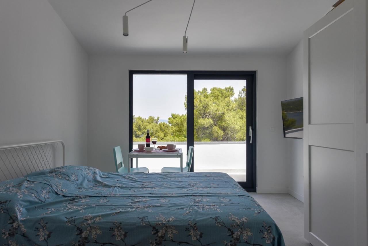 Lazaneo Seafront Apartments, เยลซา ภายนอก รูปภาพ