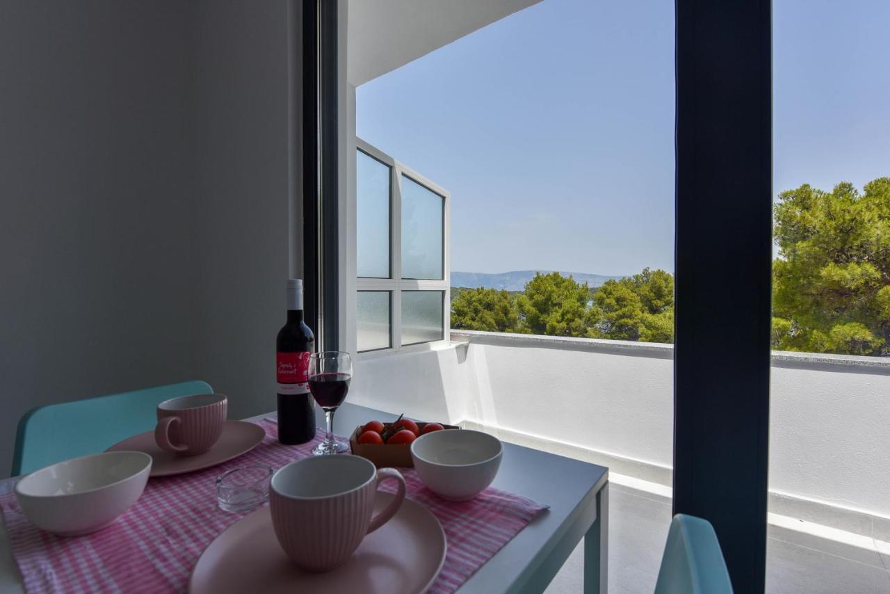 Lazaneo Seafront Apartments, เยลซา ภายนอก รูปภาพ
